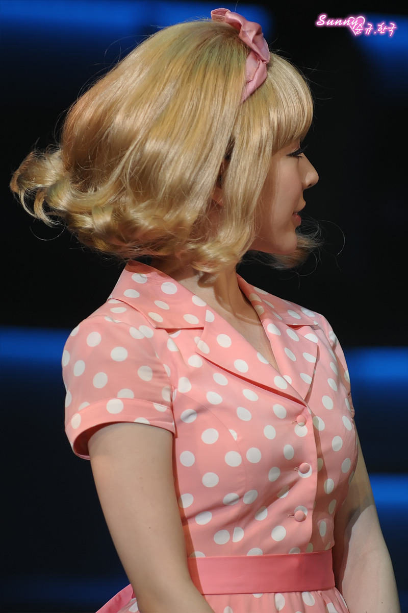 [OTHER][12-06-2012]Selca mới nhất của Sunny và Park Kwang Hyun tại hậu trường "Catch Me If You Can"  - Page 6 145E7E3F4F8D88EC33AC46