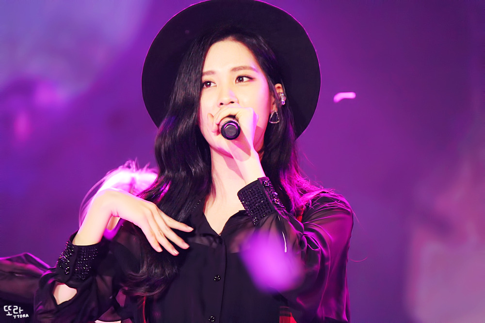 [PIC][11-11-2014]TaeTiSeo biểu diễn tại "Passion Concert 2014" ở Seoul Jamsil Gymnasium vào tối nay - Page 4 22263E37546717101D35A2