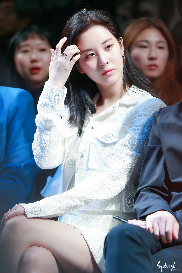 [PIC][31-03-2017]SeoHyun tham dự sự kiện ra mắt BST Thu - Đông của thương hiệu "MISS GEE COLLECTION" trong khuôn khổ "2017 S/S HERA Seoul Fashion Week" vào chiều nay 226C813A58DE4E2134D227
