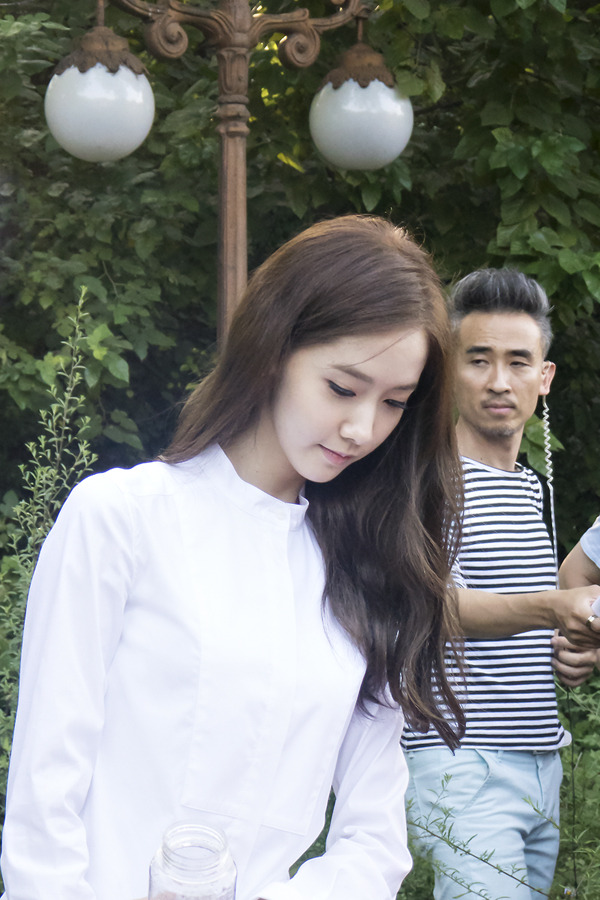 [PIC][27-09-2014]YoonA tham dự sự kiện “Innisfree PLAY GREEN Festival 2014” tại Seocho Culture & Arts Park vào chiều nay 2501314D5427418C044AC4