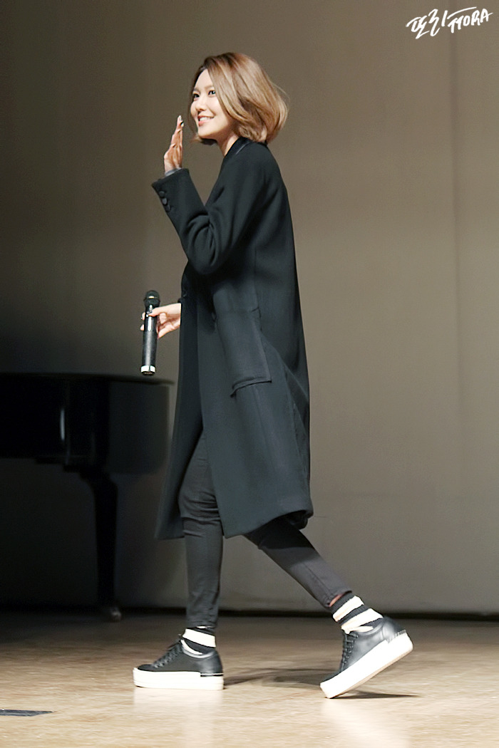 [PIC][28-11-2015]SooYoung tham dự "Korean Retinitis Pigmentosa Society Concert" vào tối nay 25145C34567923C1365372