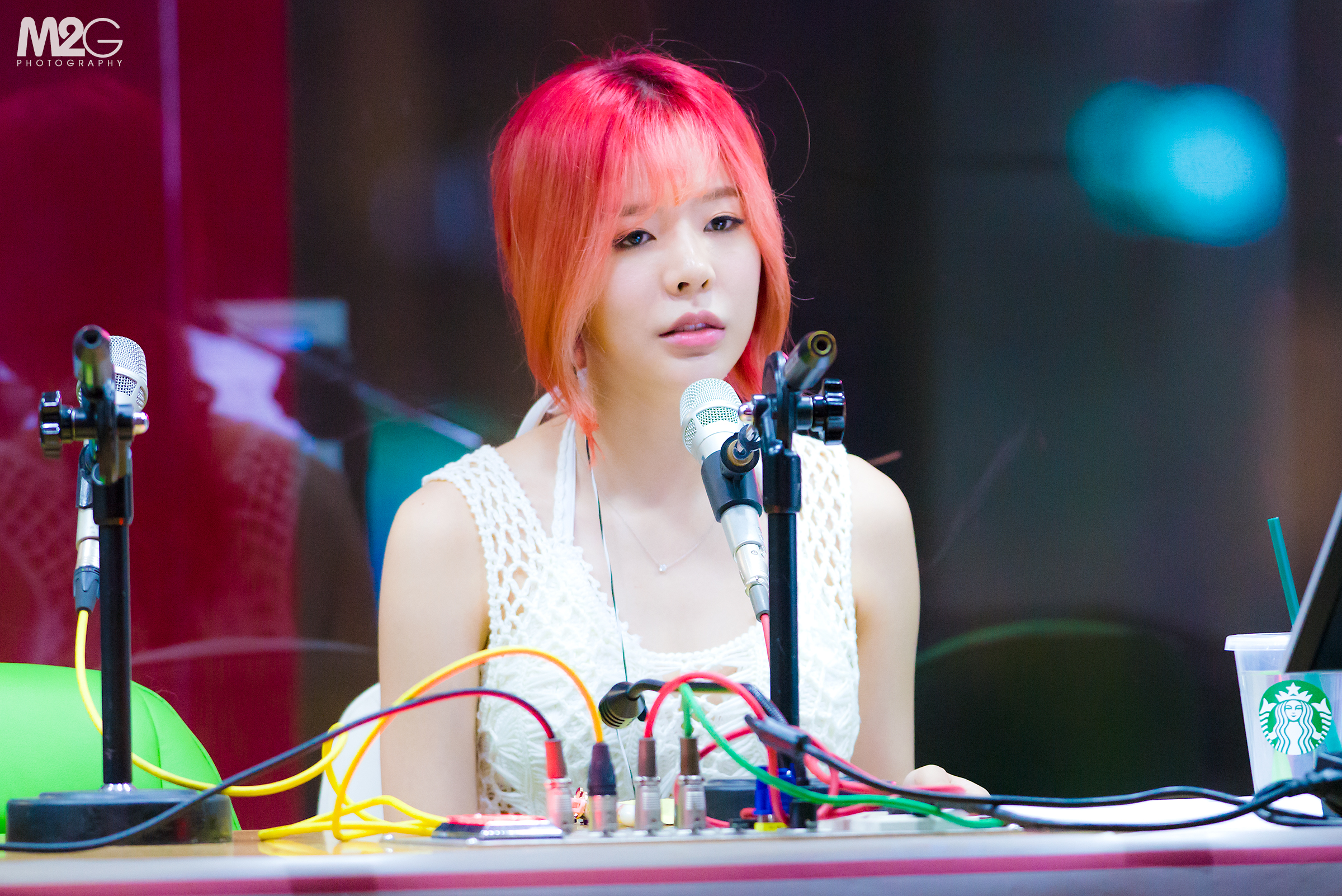 [OTHER][06-02-2015]Hình ảnh mới nhất từ DJ Sunny tại Radio MBC FM4U - "FM Date" - Page 20 2729F24A55A679D30D1A9C