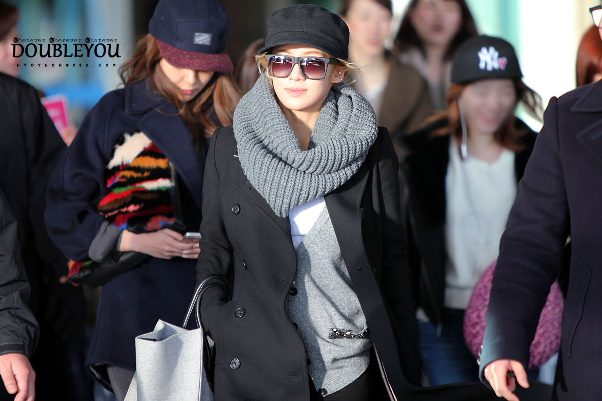 [PIC][01-12-2013]SNSD trở về Hàn Quốc vào trưa nay 215DB94752AC0C590315E9