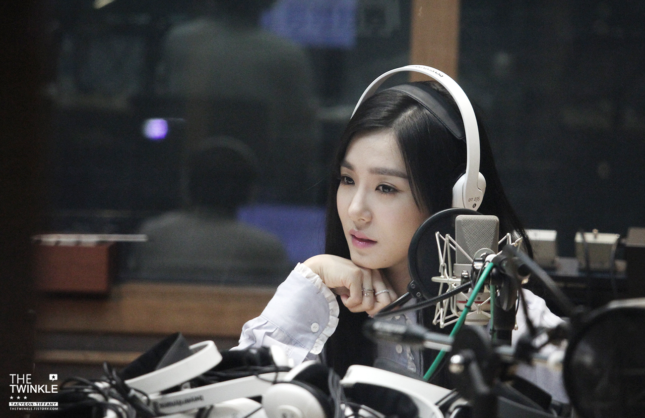 [OTHER][06-02-2015]Hình ảnh mới nhất từ DJ Sunny tại Radio MBC FM4U - "FM Date" - Page 19 22590537558EB2233CF3FD
