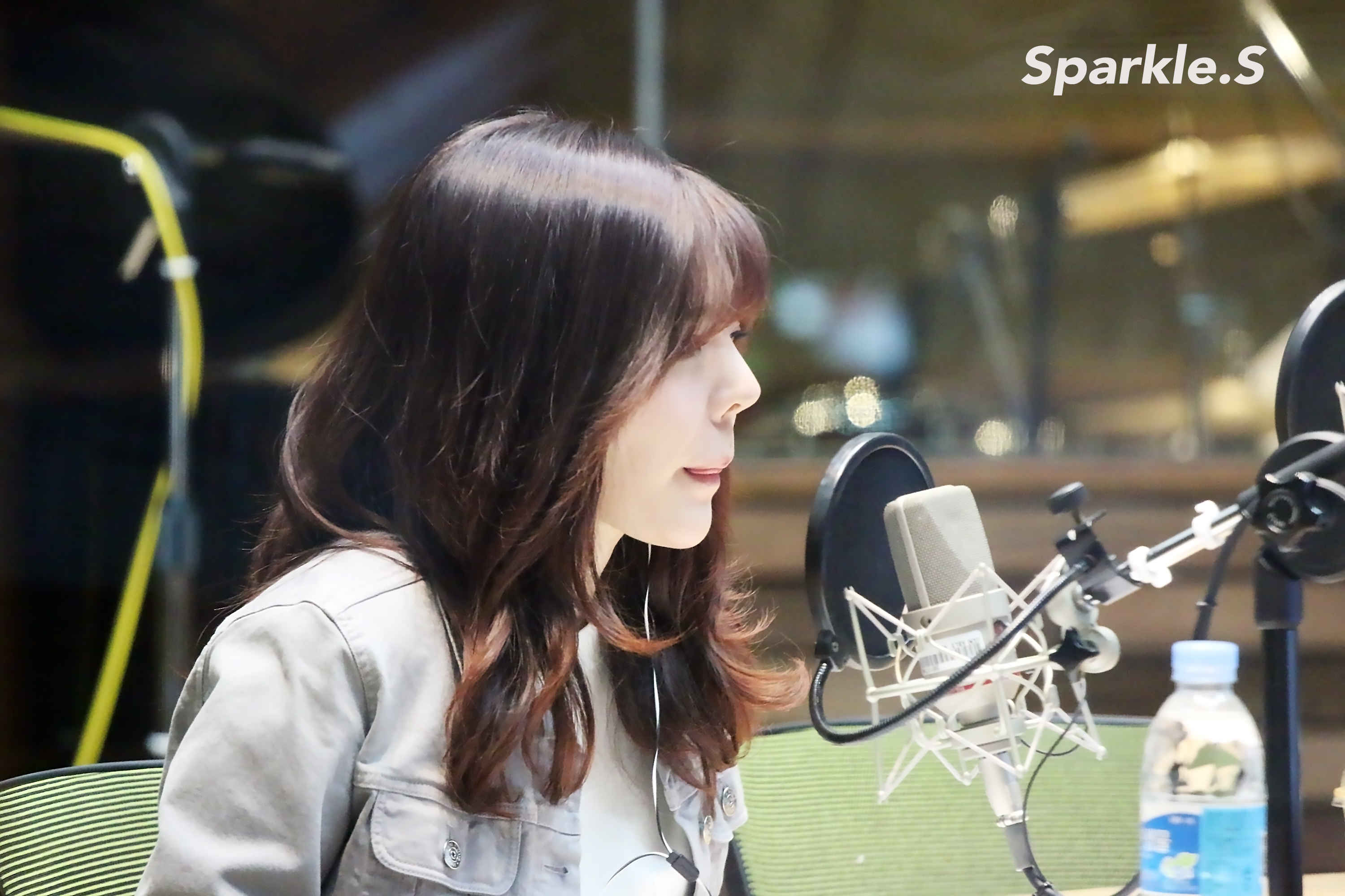 [OTHER][06-02-2015]Hình ảnh mới nhất từ DJ Sunny tại Radio MBC FM4U - "FM Date" - Page 5 23603C3B550B00062378B9
